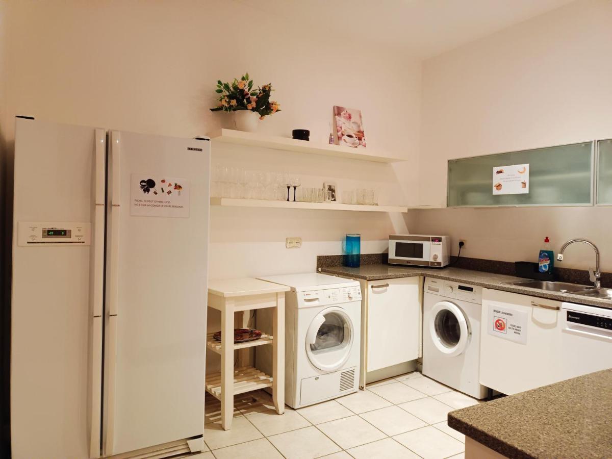 By Born Rooms Barcelone Extérieur photo