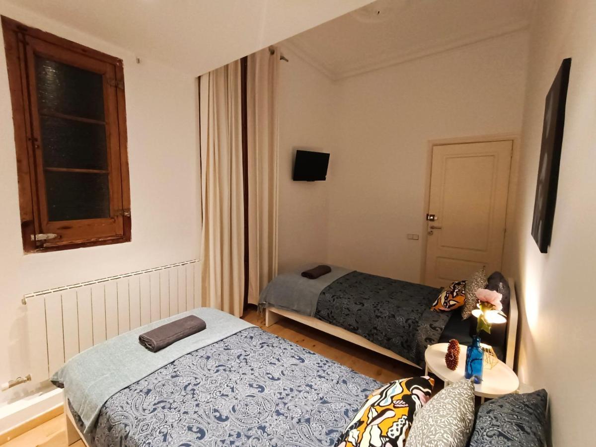 By Born Rooms Barcelone Extérieur photo