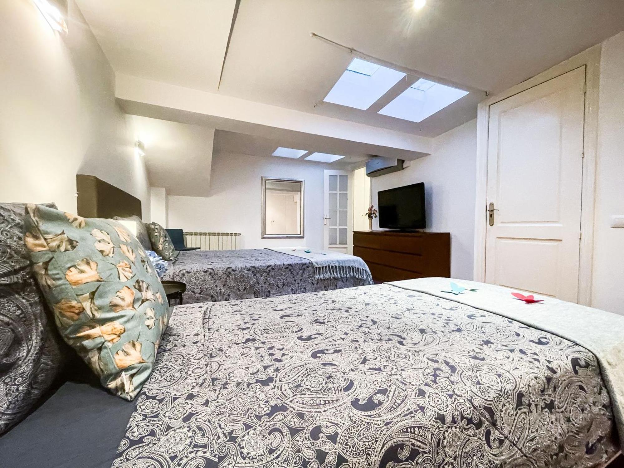 By Born Rooms Barcelone Extérieur photo