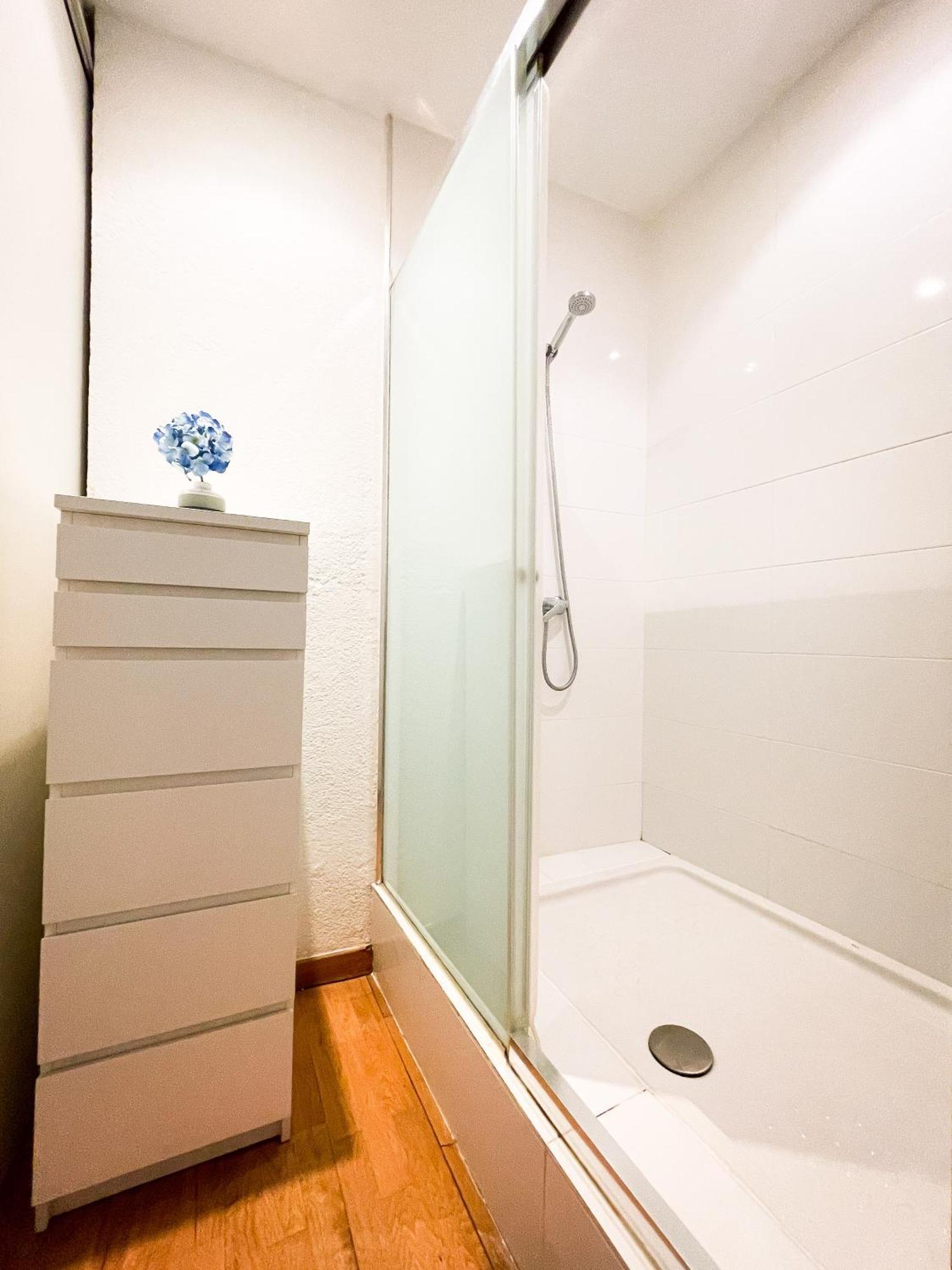 By Born Rooms Barcelone Extérieur photo
